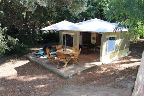 Bungalows toilés 20m² 5 pers. 2 chambres au Camping*** Beausoleil La Palmyre proche Royan Charente Maritime